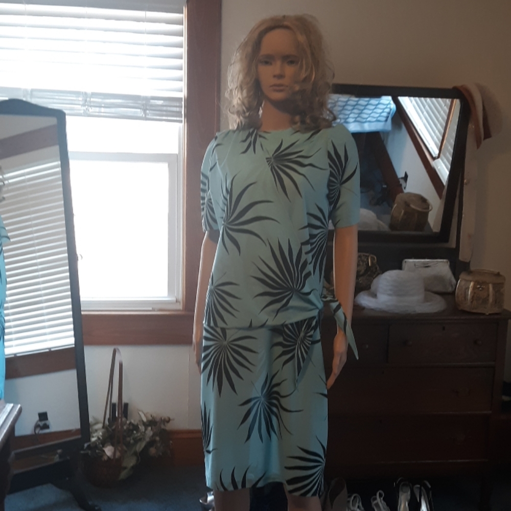 60's vintage dress.(Different)